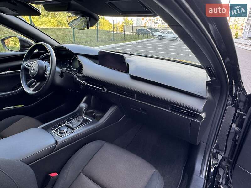 Хэтчбек Mazda 3 2022 в Харькове