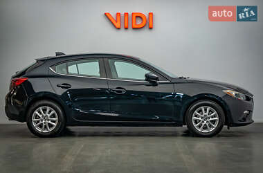 Хэтчбек Mazda 3 2014 в 