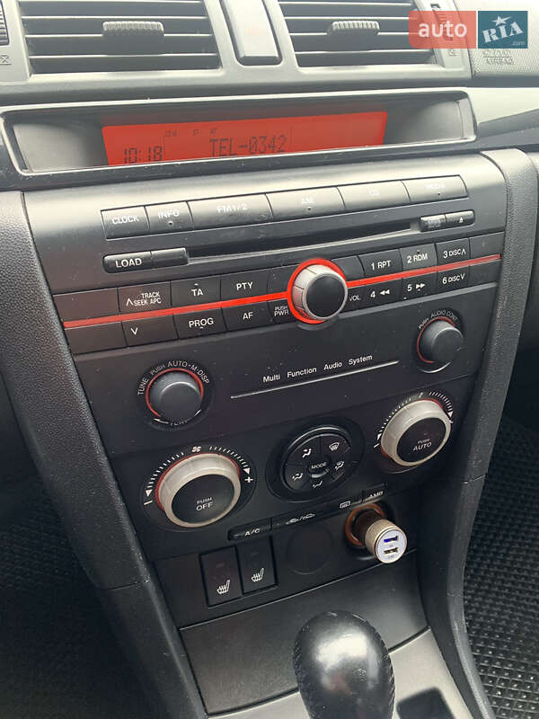 Хэтчбек Mazda 3 2005 в Ивано-Франковске
