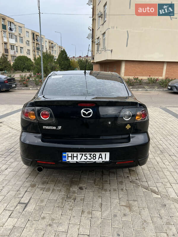Седан Mazda 3 2005 в Одессе