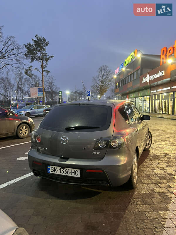 Хэтчбек Mazda 3 2007 в Радомышле