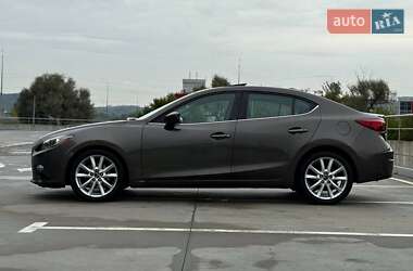 Седан Mazda 3 2015 в 