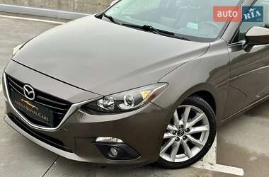 Седан Mazda 3 2015 в 