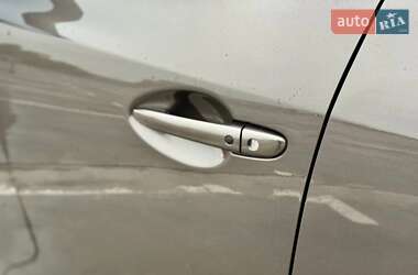 Седан Mazda 3 2015 в 
