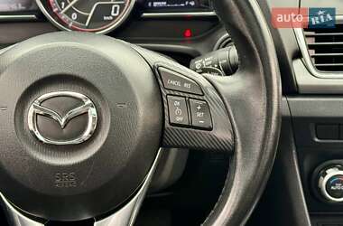 Седан Mazda 3 2015 в 