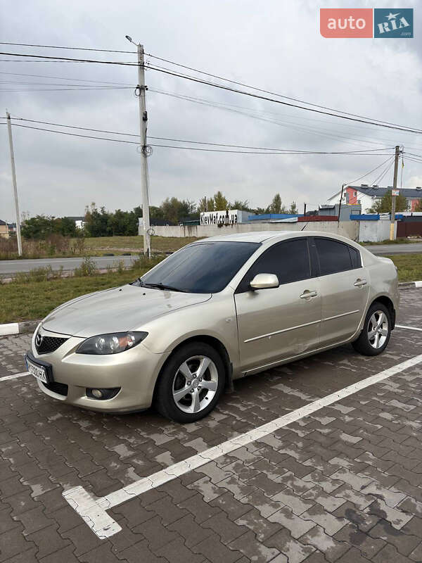 Седан Mazda 3 2005 в 