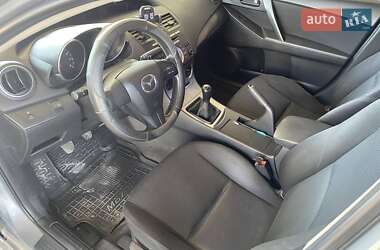 Седан Mazda 3 2010 в 