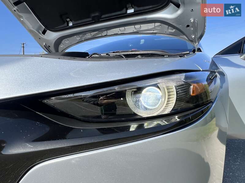 Хетчбек Mazda 3 2022 в Дніпрі