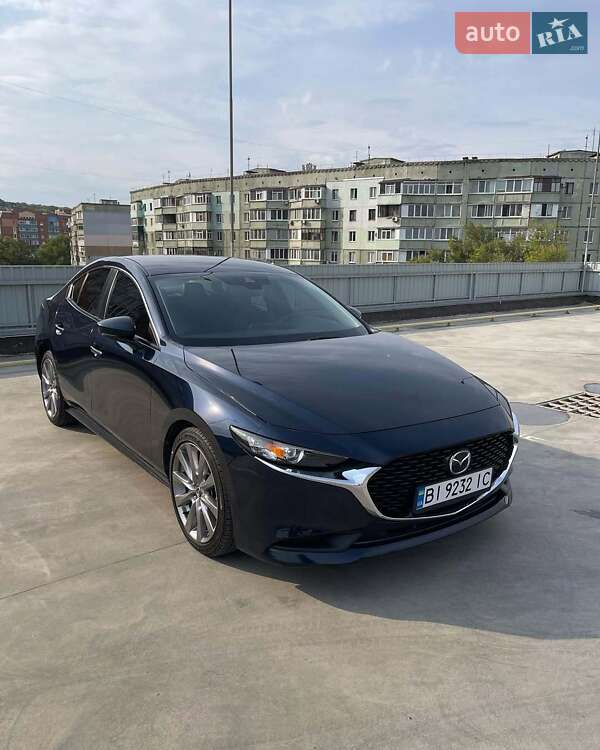 Седан Mazda 3 2019 в Львове