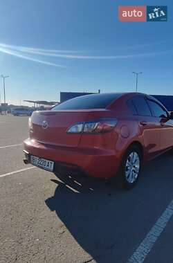 Седан Mazda 3 2011 в 