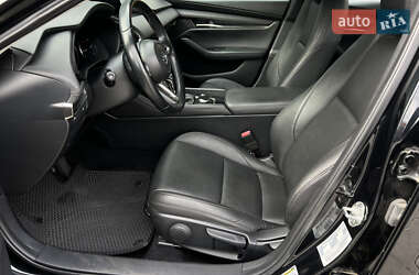 Седан Mazda 3 2019 в 