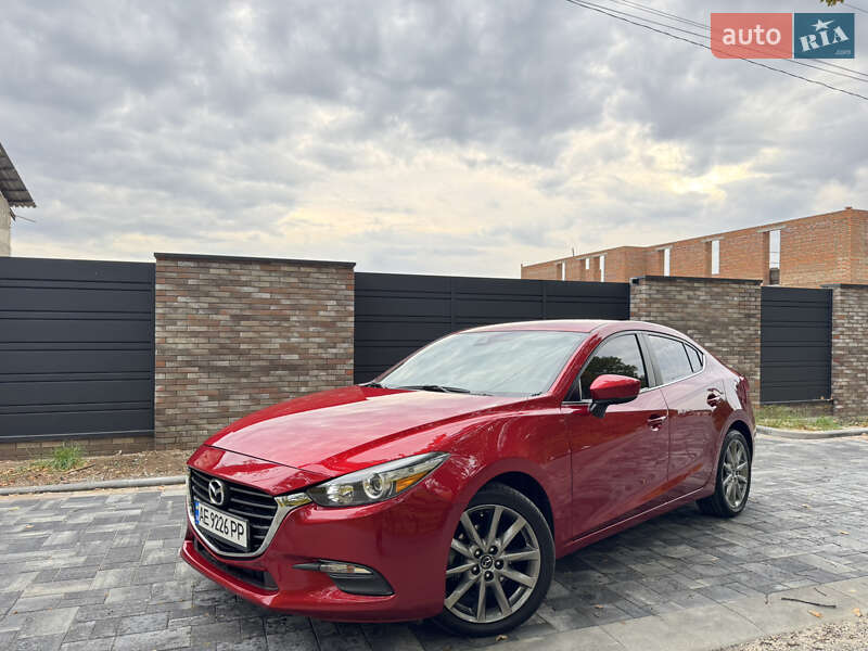 Седан Mazda 3 2018 в Харькове