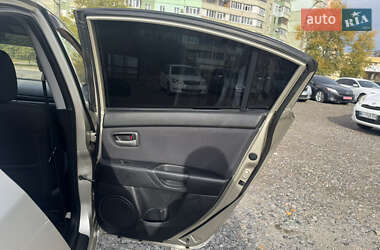 Седан Mazda 3 2006 в 