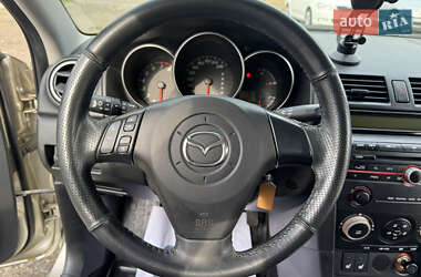 Седан Mazda 3 2006 в 