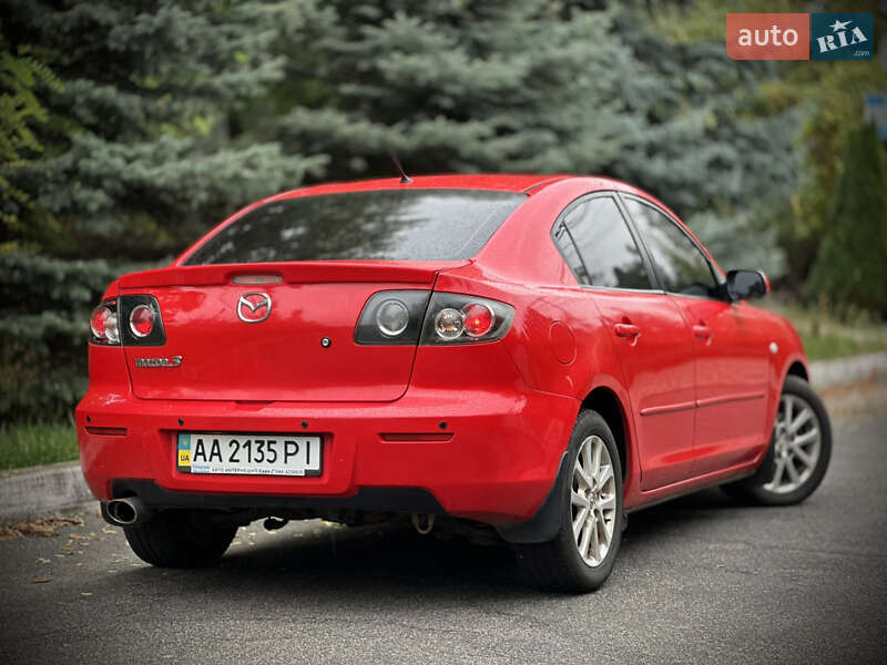 Седан Mazda 3 2008 в Киеве