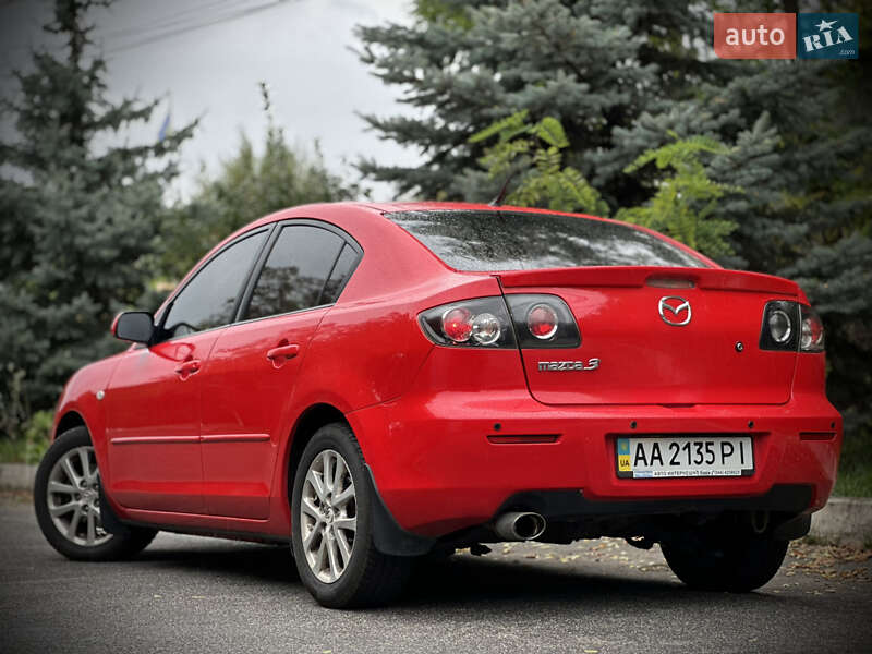 Седан Mazda 3 2008 в Киеве