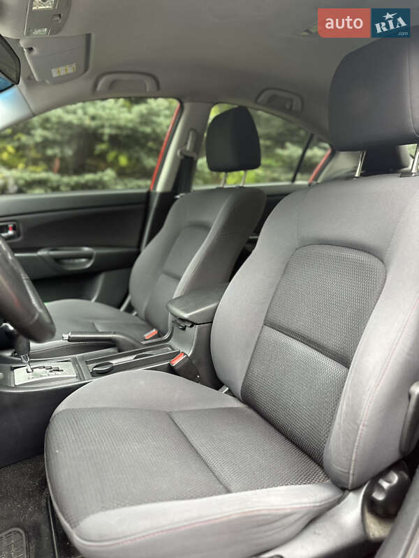 Седан Mazda 3 2008 в Киеве