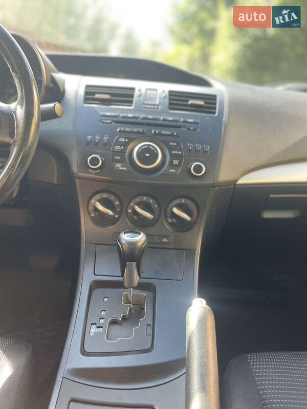 Седан Mazda 3 2012 в Львове фото 7 Седан Mazda 3 2012 в Львове