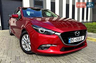 Седан Mazda 3 2016 в Львові