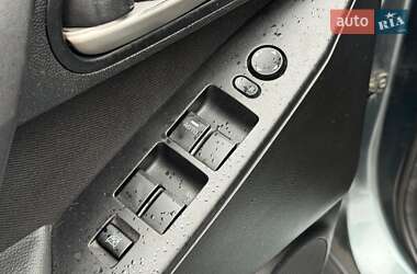 Седан Mazda 3 2012 в 