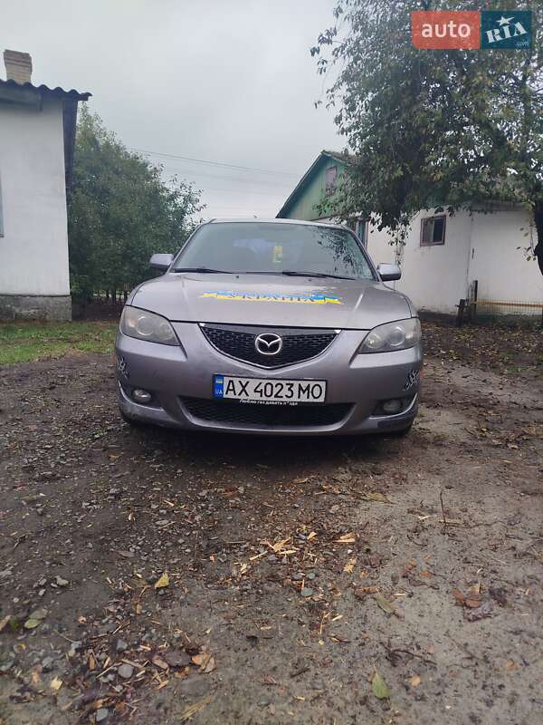 Седан Mazda 3 2005 в Ровно