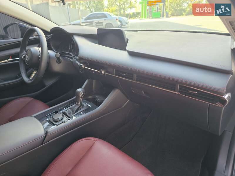 Седан Mazda 3 2023 в Днепре фото 24 Седан Mazda 3 2023 в Днепре