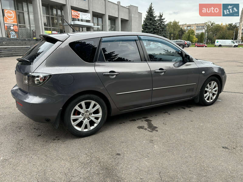 Хэтчбек Mazda 3 2007 в Ровно