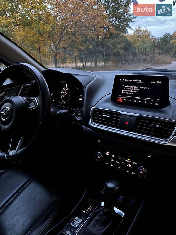 Седан Mazda 3 2016 в Іларіоновому фото 7 Седан Mazda 3 2016 в Іларіоновому