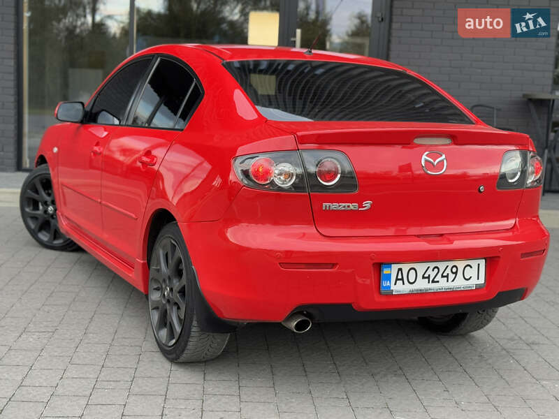 Седан Mazda 3 2007 в Ужгороде