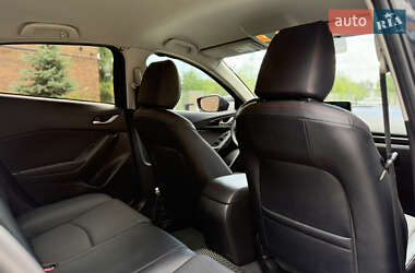 Седан Mazda 3 2013 в 