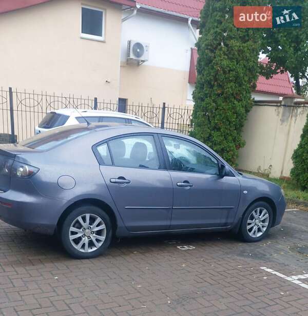 Седан Mazda 3 2007 в Киеве