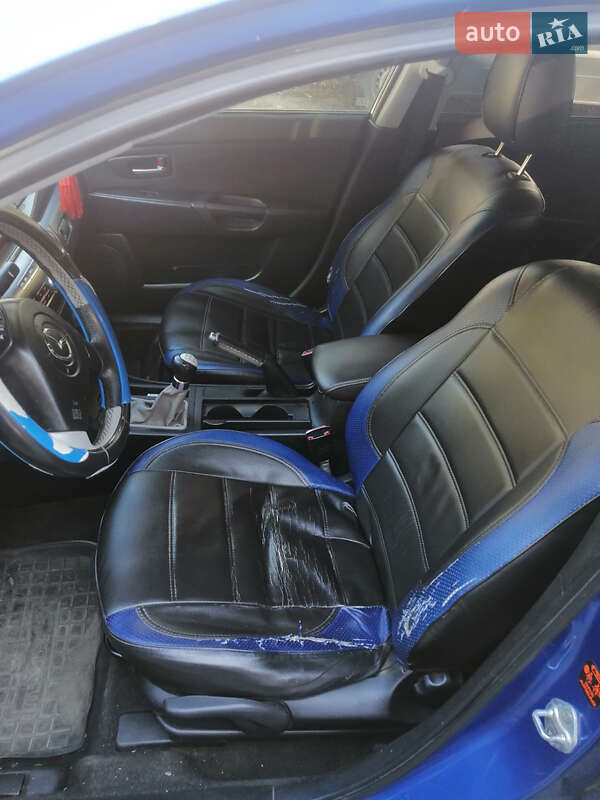 Седан Mazda 3 2004 в Василькові
