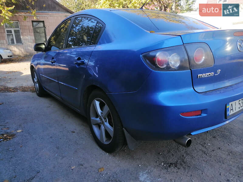 Седан Mazda 3 2004 в Василькові