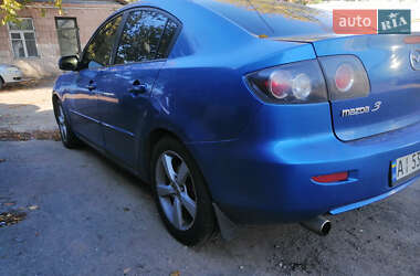 Седан Mazda 3 2004 в 