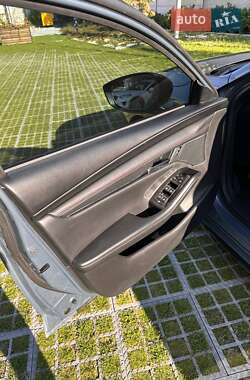 Седан Mazda 3 2023 в 