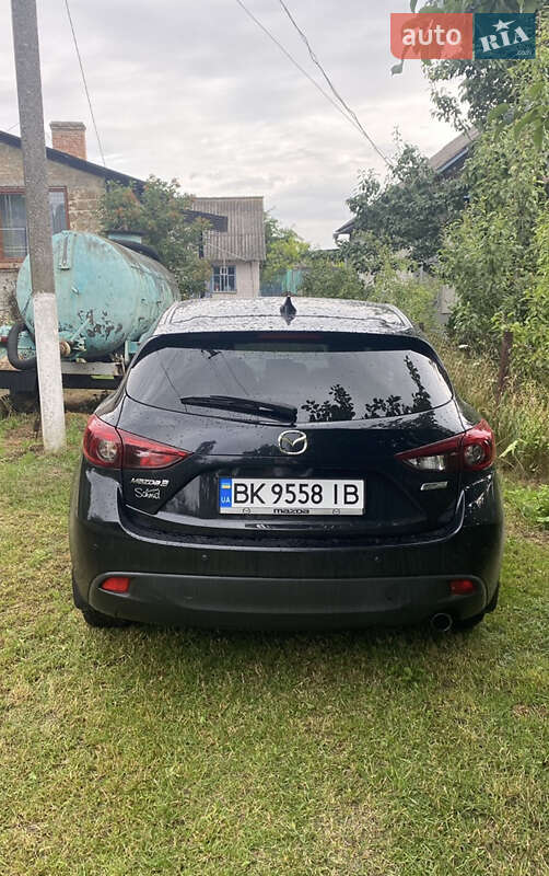 Хетчбек Mazda 3 2016 в Дубні