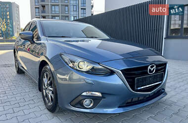 Седан Mazda 3 2015 в 