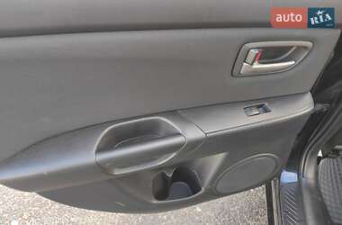 Хэтчбек Mazda 3 2006 в 