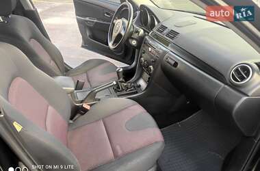Хэтчбек Mazda 3 2006 в 