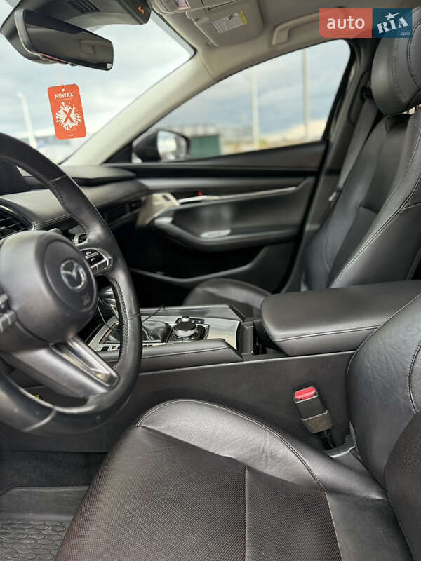Седан Mazda 3 2019 в Киеве фото 18 Седан Mazda 3 2019 в Киеве