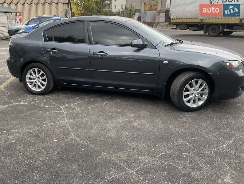 Седан Mazda 3 2008 в 