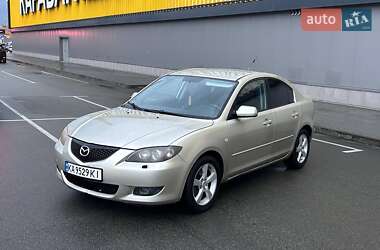 Седан Mazda 3 2004 в Киеве