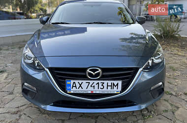 Седан Mazda 3 2014 в 