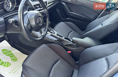 Седан Mazda 3 2014 в 