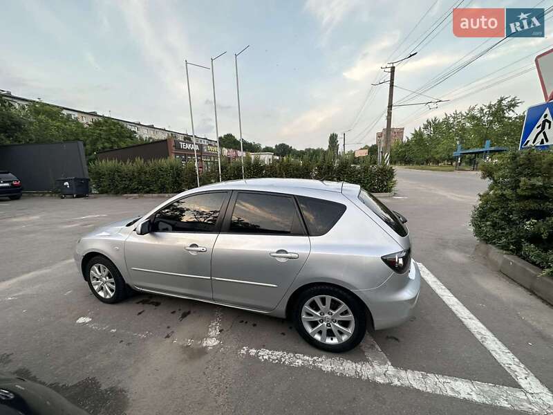 Хэтчбек Mazda 3 2007 в Кропивницком