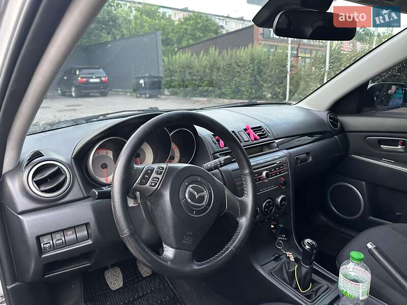 Хэтчбек Mazda 3 2007 в Кропивницком