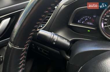 Седан Mazda 3 2014 в 