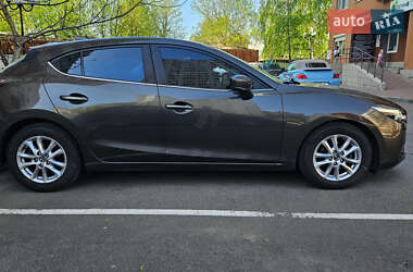Хэтчбек Mazda 3 2017 в Броварах
