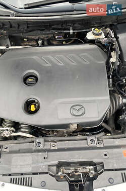 Хэтчбек Mazda 3 2012 в 
