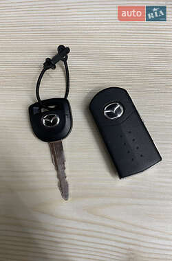 Хэтчбек Mazda 3 2012 в 